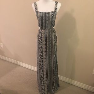 Cut-out Maxi Dress